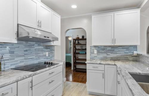Morehead City House | The Gray Whale Cottage home