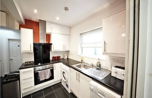 Heathrow Villages House | The Great Airport Place