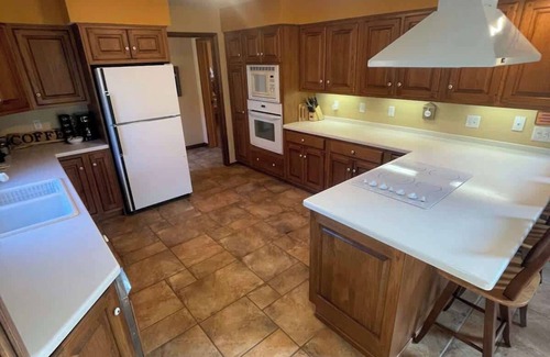 Wisconsin Dells House | The Great Escape - Private Resort by Patriot Prop.