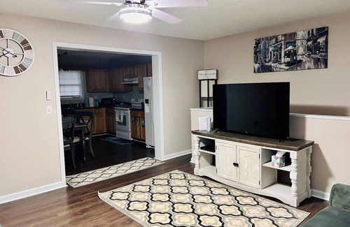 Boyds Creek House | The Great Escape, King suite, Kid friendly