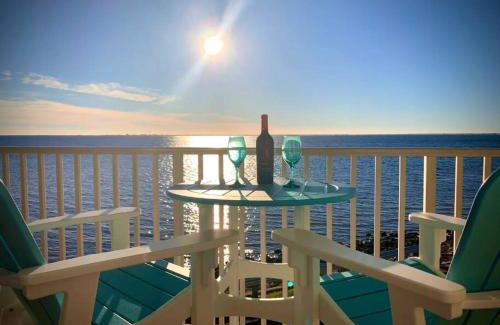 Rocky Point House | The Great Escape - Panoramic Sunset views
