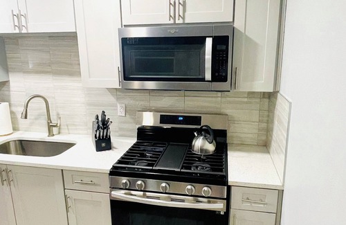 Pinecrest West Park Apartment | The Great Getaway in Tampa Bay