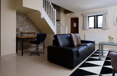 Bridgend Hotel | The Great House Hotel & Restaurant