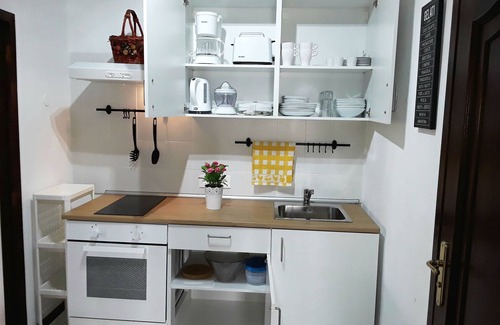 Tacoronte Ski Chalet | THE GREEN CHIMNEY, FREE WIFI. 5 MINUTES FROM THE TENERIFE NORTH AIRPORT