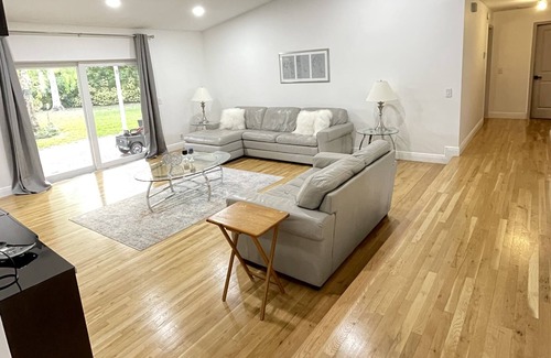 Greenacres House | The Green Corner Retreat!