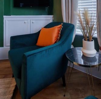 Doncaster Apartment | The Green House 3 Bed House - Contractors, Families, Close to city centre, Free Parking