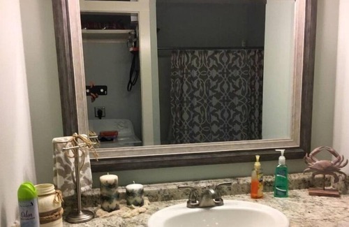 Delacroix House | The green house lodge , nightly camp rental