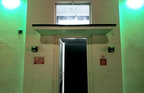 Portsmouth Apartment | The Green Light House Studio 24 - Free Private Parking