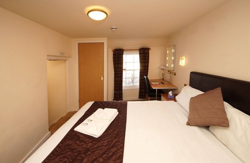 Yeovil House | The Green Room