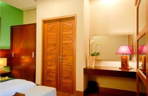 Seminyak Apartment | The Green Zhurga Suite