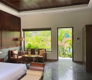 Hoa Lu Hotel | The Greenary Garden