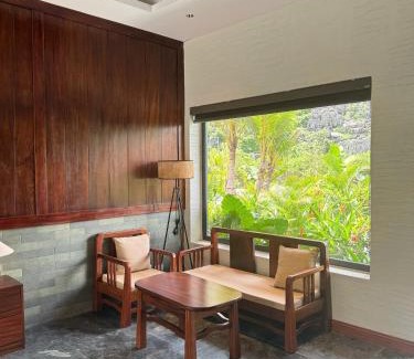 Hoa Lu Hotel | The Greenary Garden