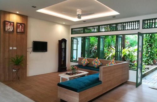 Downtown Krabi Hotel | The Greenery Hotel