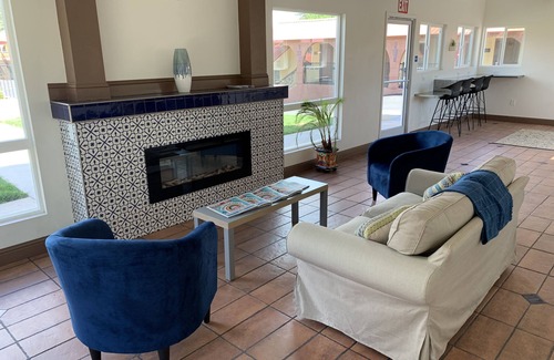 Southeastern Sacramento Hotel | The Greens Hotel - Stockton Blvd