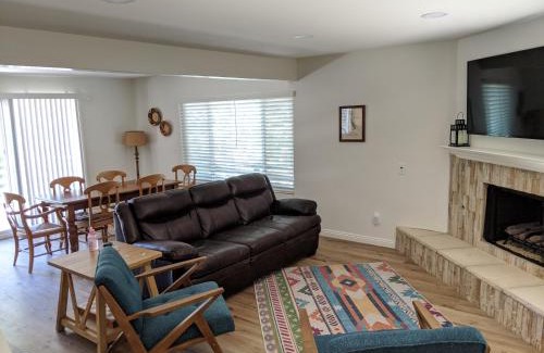 Cedar Glen House | “The Grey Haven” – Secluded home in the woods