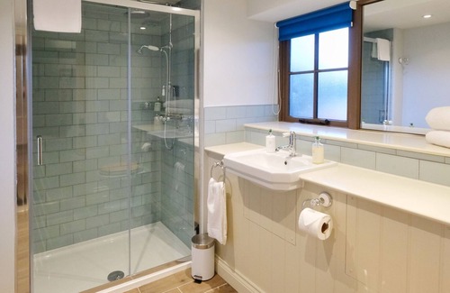 Taunton Bed & Breakfast | The Greyhound Inn Taunton
