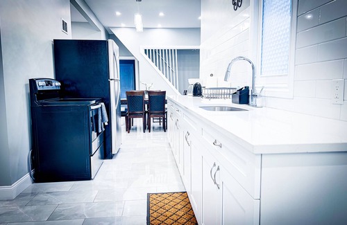Downtown Niagara Falls House | The Griffon House