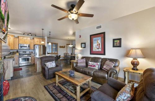Bear Hollow Village House | The Grizzly Condo at Bear Hollow