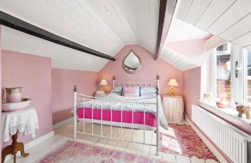 Bishops Castle House | The Grooms Cottage-Uk45659