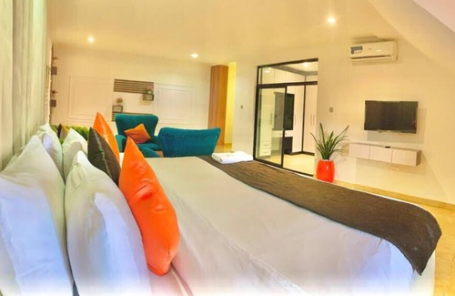 Gwarinpa Estate Hotel | The Grosvenor Rooms And Suites