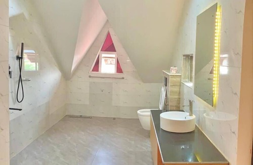 Gwarinpa Estate Hotel | The Grosvenor Rooms And Suites