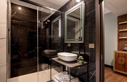 Rione XVIII Castro Pretorio Hotel | The Guardian Hotel