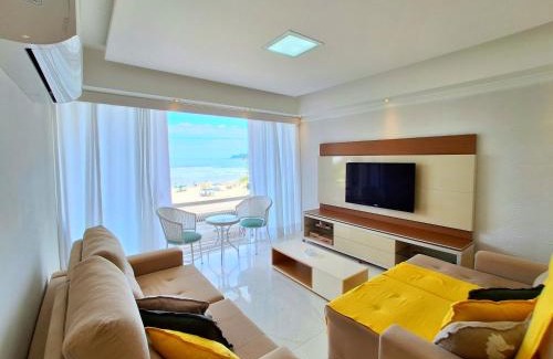 Pitangueiras Apartment | The Guarujá EXPERIENCE!