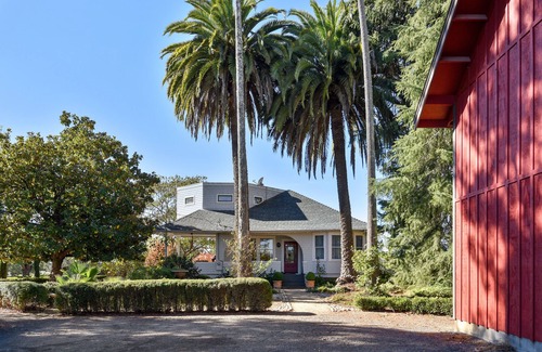 Graton House | The Guest House at The Dalya Estate