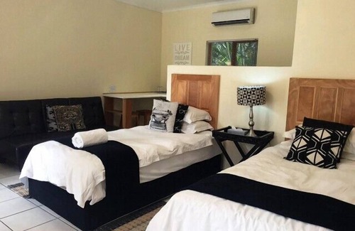 UPhongolo House | The Guest House Pongola