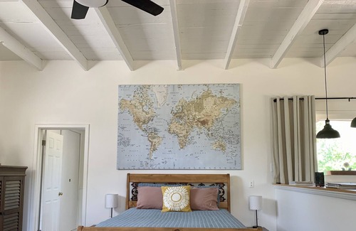 Lake Hughes Apartment | The Guesthouse at Hidden Acres