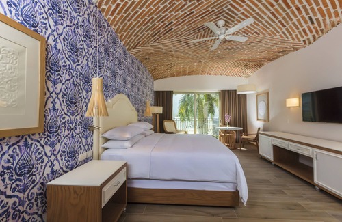 North Hotel Zone Hotel | The Hacienda at Krystal Grand Puerto Vallarta