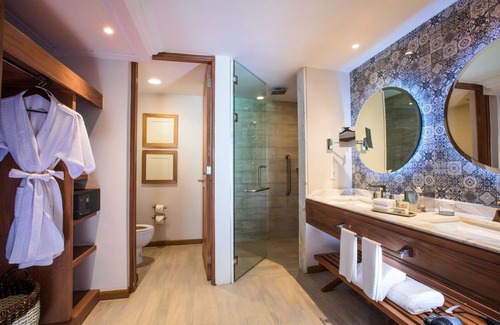 North Hotel Zone Hotel | The Hacienda at Krystal Grand Puerto Vallarta