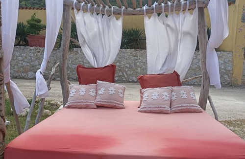 Gemenos House | The hacienda is ideal for family vacations