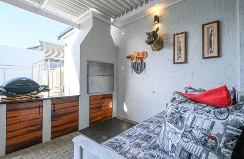 George House | The Halfway House @ Kingswood Golf Estate