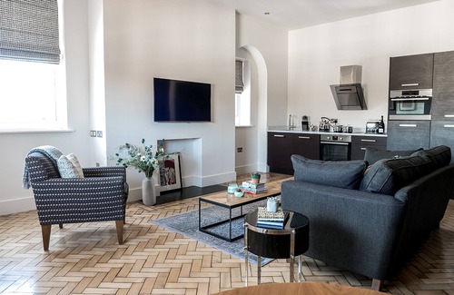 Carlisle Apartment | The Halston