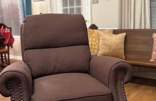 Hernando House | The Hamilton House- Charming 4-bedroom house in wonderful Hernando with AC, WiFi