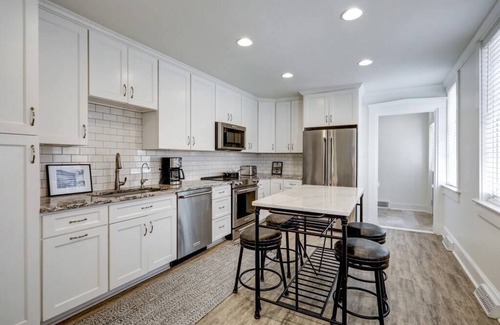 Lancaster House | THE HAMILTON HOUSE - DOWNTOWN COLONIAL LANCASTER