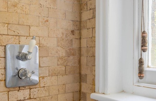 Frognal and Fitzjohns Apartment | The Hampstead Haven S