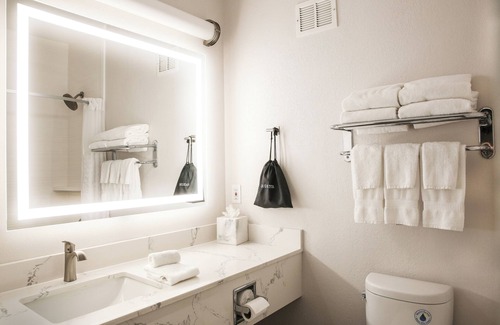 Hanford Hotel | The Hanford Hotel