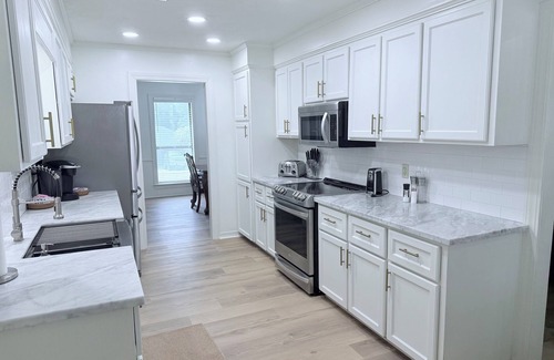 Tougaloo House | The HANLEY House Golfcourse Community