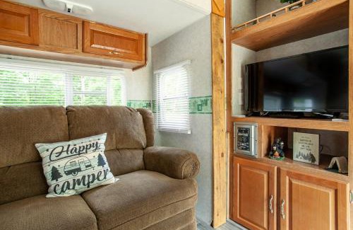 Dandridge House | The Happy Camper A Peaceful Retreat