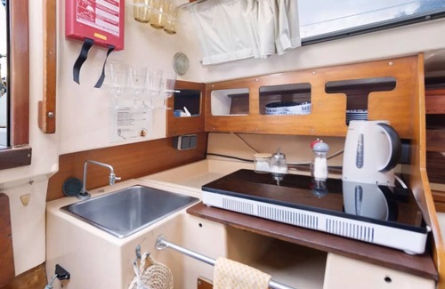 Viana do Castelo Boat Rental | The Happy Sailor