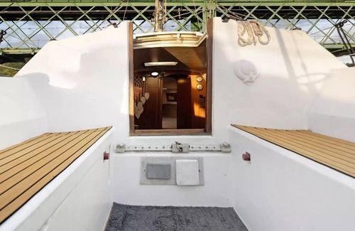 Viana do Castelo Boat Rental | The Happy Sailor