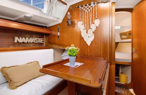 Viana do Castelo Boat Rental | The Happy Sailor