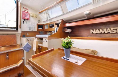 Viana do Castelo Boat Rental | The Happy Sailor