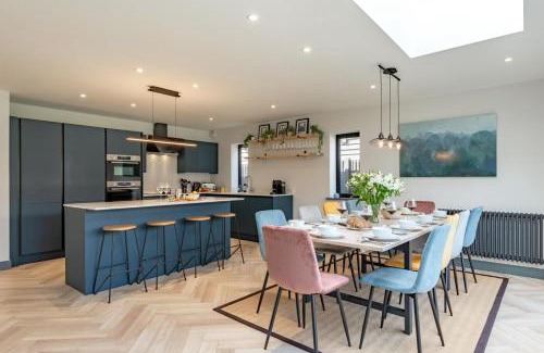 Whitstable House | The Harbour Retreat