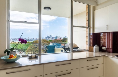 Cremorne Apartment | The Harbour View Spacious Cremorne Convenience