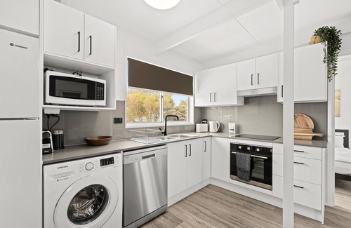 Silver Sands House | The HardyOne ~ Aldinga Beach - Stunning Abode in Serene Silver Sands