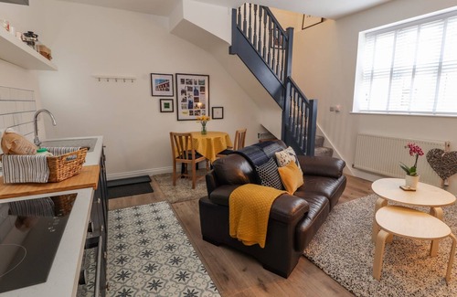 Church Minshull Cottage | THE HARE, romantic, luxury holiday cottage in Worleston