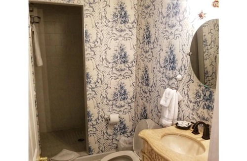 Glendale Apartment | The Harkness One Bedroom Apartment